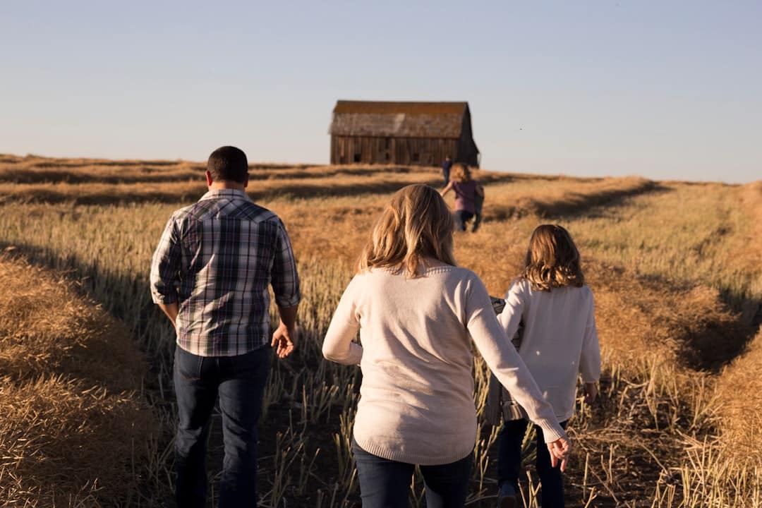 vivez des moments inoubliables en famille avec notre guide d'aventures. explorez des activités passionnantes, des destinations spectaculaires et créez des souvenirs mémorables ensemble.