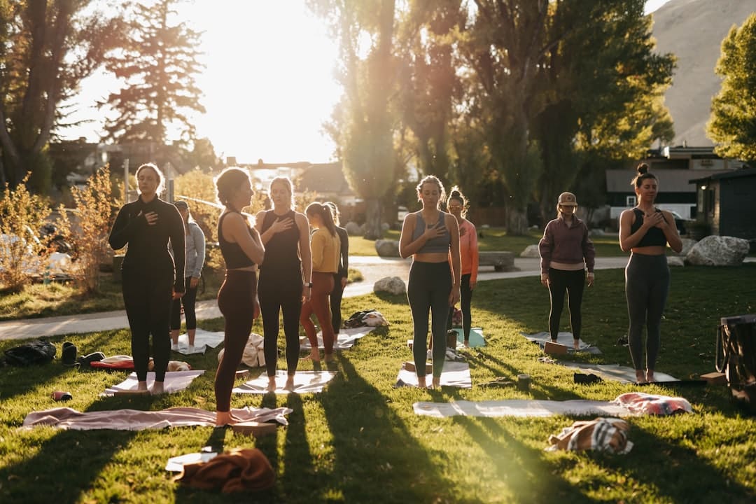 découvrez notre retraite bien-être unique, un havre de paix dédié à votre équilibre physique et mental. profitez de séances de méditation, de yoga, et de soins revitalisants dans un cadre naturel apaisant. rechargez vos batteries et retrouvez votre sérénité lors de cette expérience transformante.